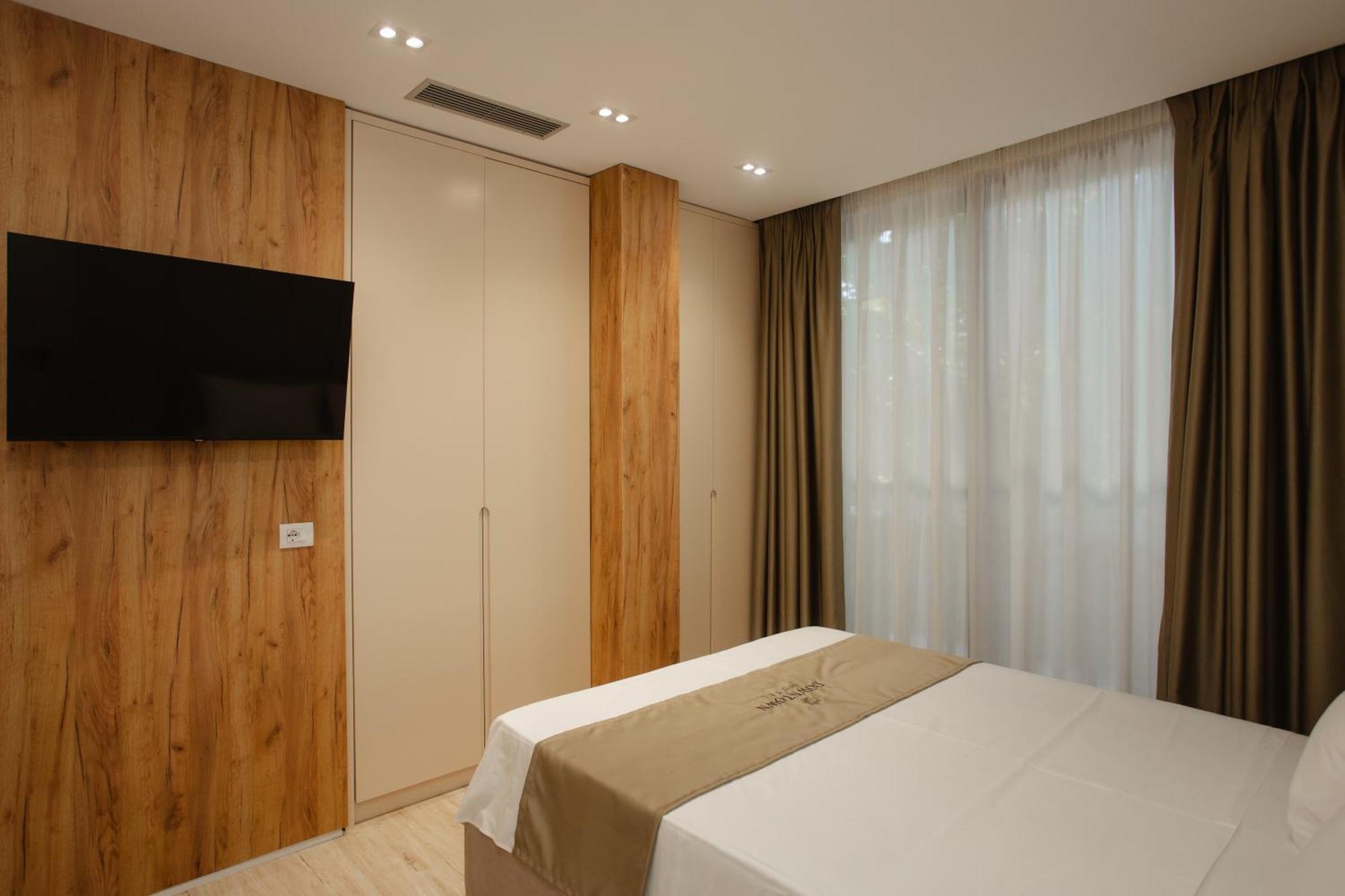 Downtown Hotel Shkodra Kültér fotó