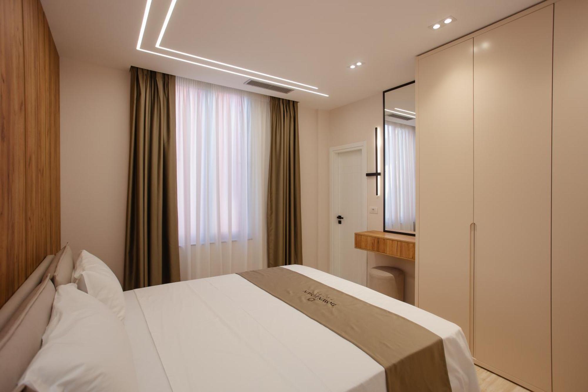 Downtown Hotel Shkodra Kültér fotó