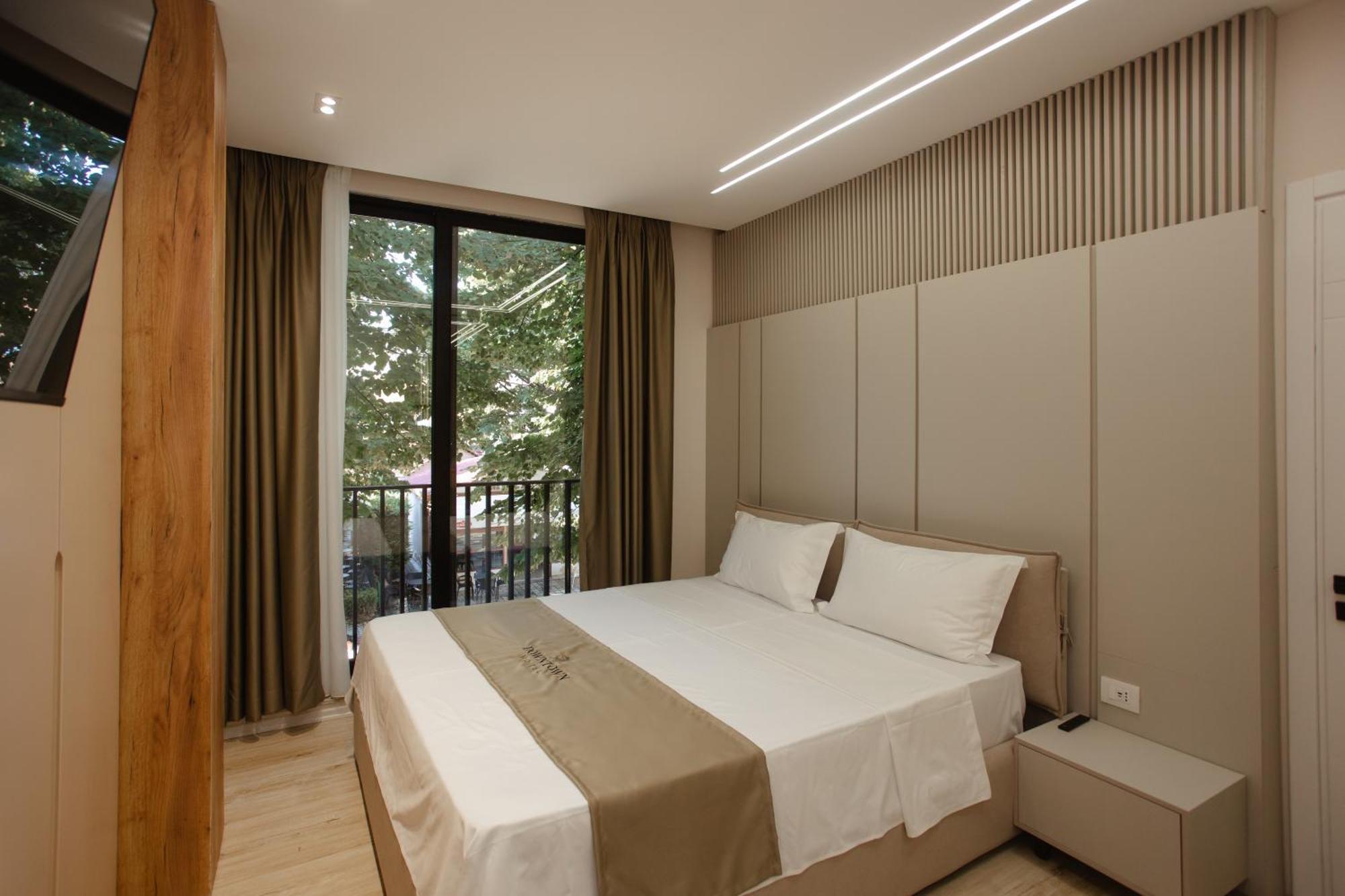 Downtown Hotel Shkodra Kültér fotó