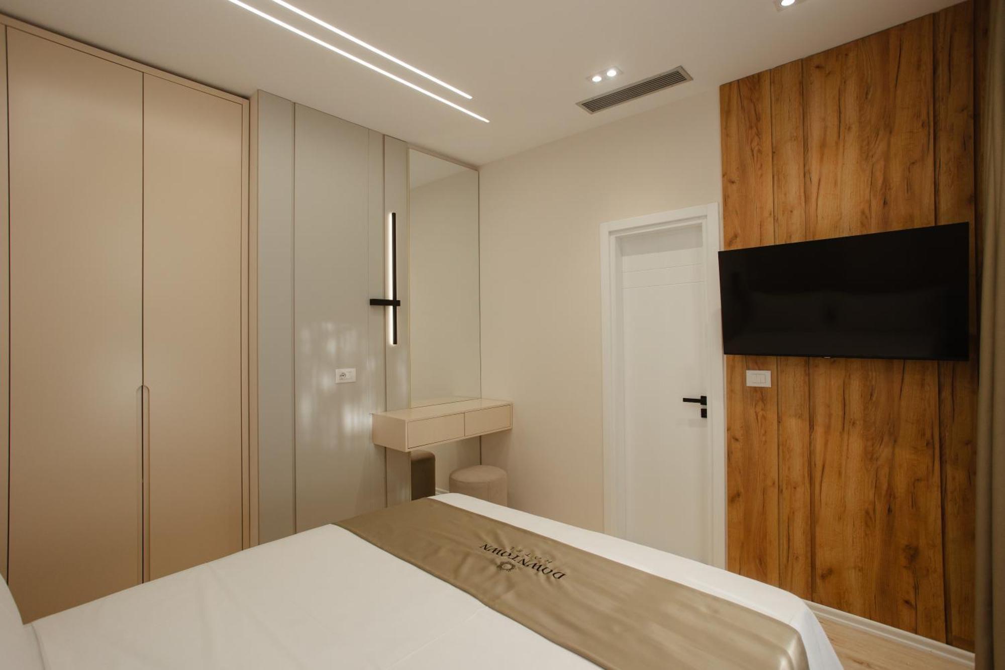 Downtown Hotel Shkodra Kültér fotó