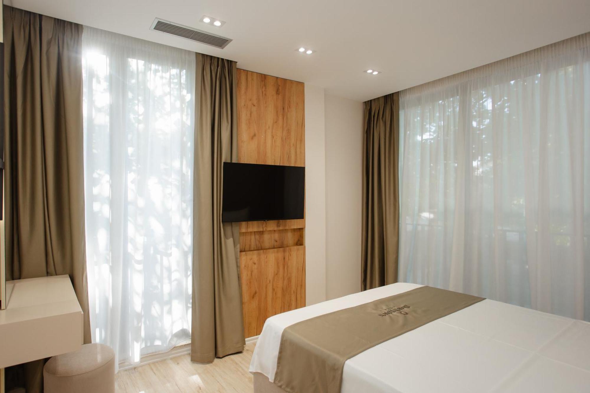 Downtown Hotel Shkodra Kültér fotó