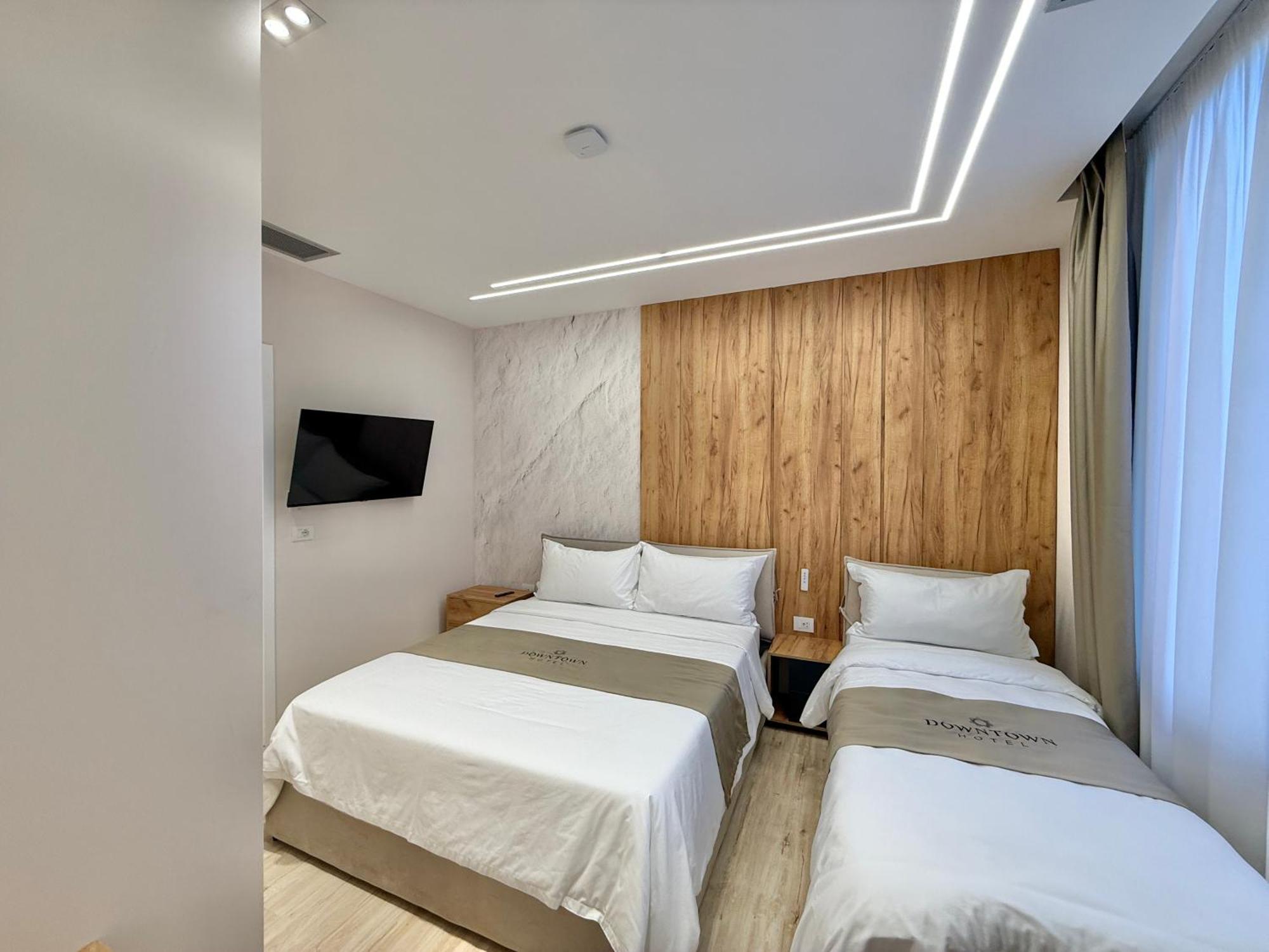 Downtown Hotel Shkodra Kültér fotó